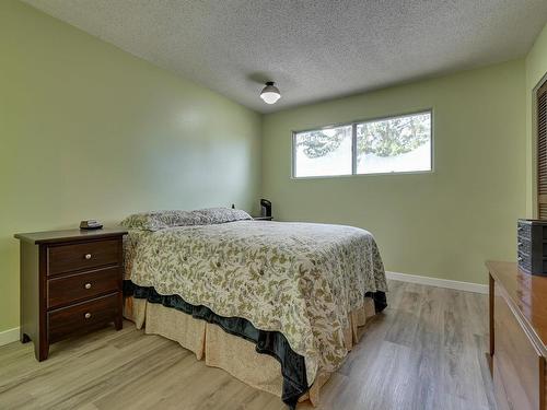 16 Beacon Crescent, St. Albert, AB - Indoor Photo Showing Bedroom