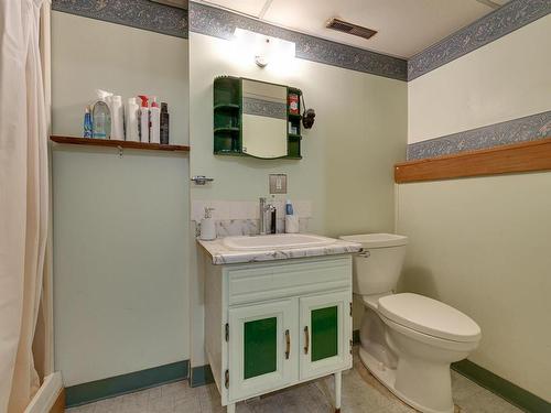 16 Beacon Crescent, St. Albert, AB - Indoor Photo Showing Bathroom