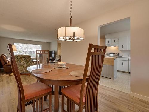 16 Beacon Crescent, St. Albert, AB - Indoor Photo Showing Dining Room