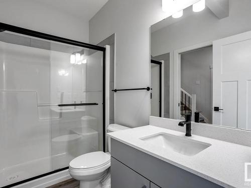 1205 16A Avenue, Edmonton, AB - Indoor Photo Showing Bathroom