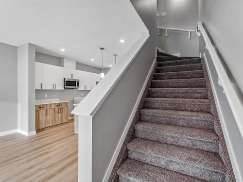 181 Sunland Way, Sherwood Park, AB - Indoor Photo Showing Kitchen