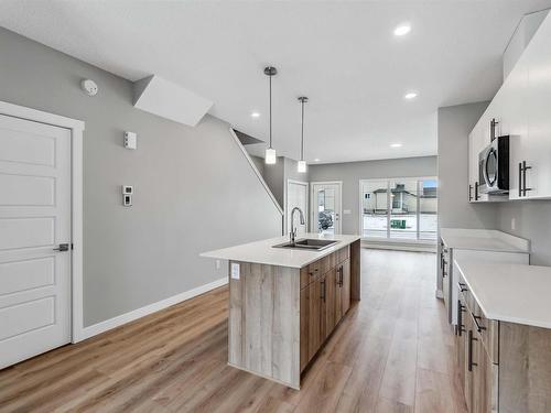 181 Sunland Way, Sherwood Park, AB - Indoor Photo Showing Kitchen With Double Sink