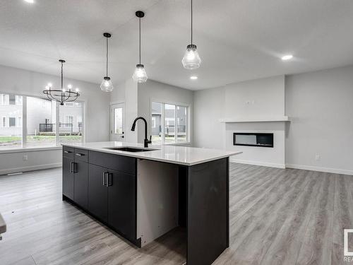 1237 16A Avenue, Edmonton, AB - Indoor Photo Showing Kitchen With Upgraded Kitchen