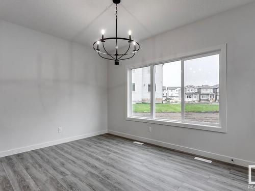 1237 16A Avenue, Edmonton, AB - Indoor Photo Showing Other Room