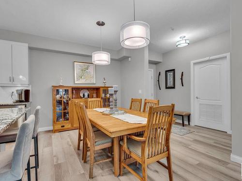 239 1406 Hodgson Way Nw, Edmonton, AB - Indoor Photo Showing Dining Room