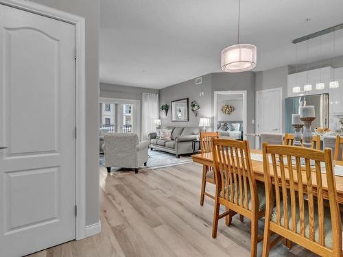 239 1406 Hodgson Way Nw, Edmonton, AB - Indoor Photo Showing Dining Room