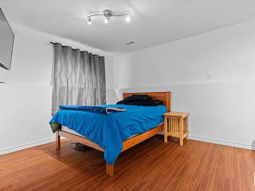 4311 38 Street, Edmonton, AB - Indoor Photo Showing Bedroom