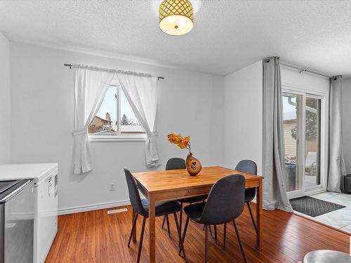 4311 38 Street, Edmonton, AB - Indoor Photo Showing Dining Room