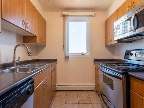 1501 10303 105 Street, Edmonton, AB - Indoor Photo Showing Kitchen With Double Sink