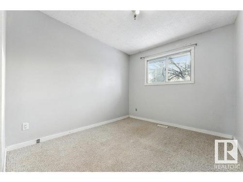 11412 162 Avenue, Edmonton, AB - Indoor Photo Showing Other Room