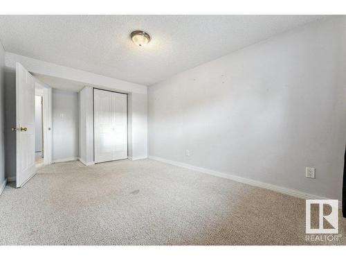 11412 162 Avenue, Edmonton, AB - Indoor Photo Showing Other Room