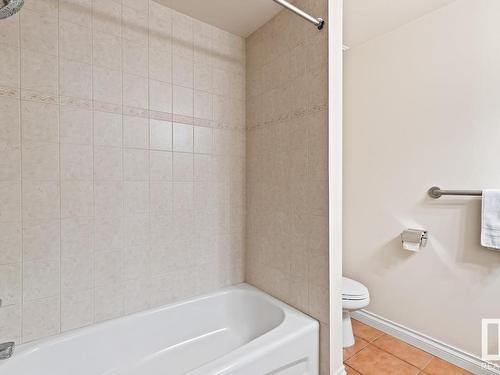 201 9803 96A Street, Edmonton, AB - Indoor Photo Showing Bathroom