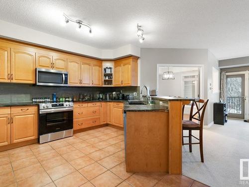 201 9803 96A Street, Edmonton, AB - Indoor Photo Showing Kitchen