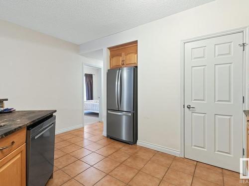 201 9803 96A Street, Edmonton, AB - Indoor Photo Showing Kitchen