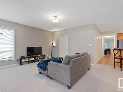 201 9803 96A Street, Edmonton, AB - Indoor Photo Showing Living Room