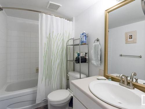 304 9917 110 Street, Edmonton, AB - Indoor Photo Showing Bathroom