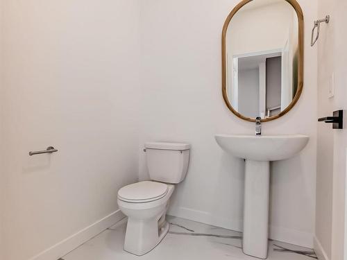 3320 168 Street, Edmonton, AB - Indoor Photo Showing Bathroom