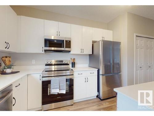 17736 63 Street, Edmonton, AB - Indoor Photo Showing Kitchen