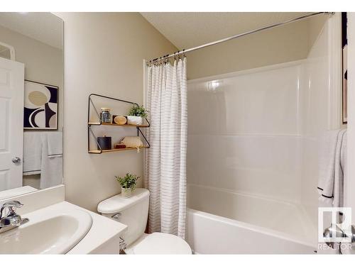 17736 63 Street, Edmonton, AB - Indoor Photo Showing Bathroom