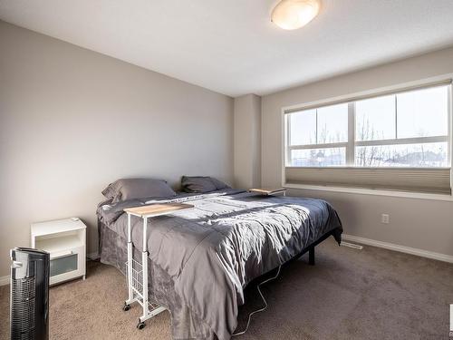 6822 21A Avenue, Edmonton, AB - Indoor Photo Showing Bedroom