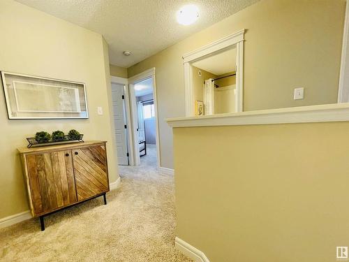 2107 Desrochers Drive, Edmonton, AB - Indoor Photo Showing Other Room