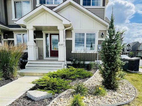 2107 Desrochers Drive, Edmonton, AB - Outdoor With Facade