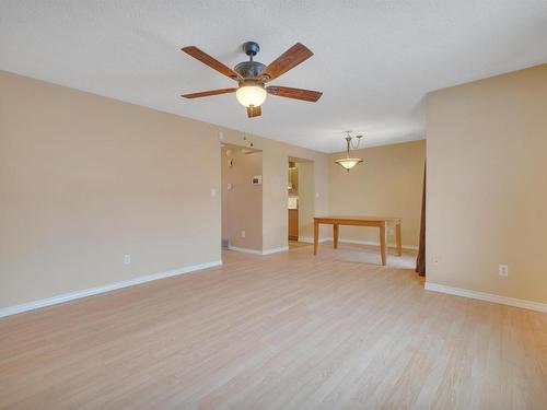 25 14717 34 Street, Edmonton, AB - Indoor Photo Showing Other Room