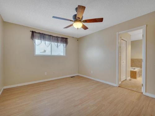 25 14717 34 Street, Edmonton, AB - Indoor Photo Showing Other Room