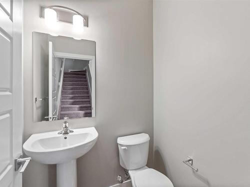 6256 175 Avenue, Edmonton, AB - Indoor Photo Showing Bathroom