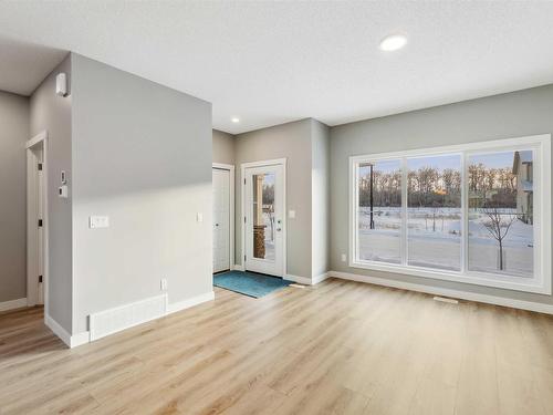 6256 175 Avenue, Edmonton, AB - Indoor Photo Showing Other Room