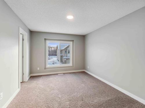 6256 175 Avenue, Edmonton, AB - Indoor Photo Showing Other Room