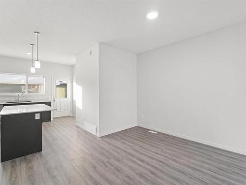 1111 Aster Boulevard, Edmonton, AB - Indoor Photo Showing Kitchen