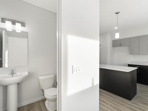 1111 Aster Boulevard, Edmonton, AB - Indoor Photo Showing Bathroom