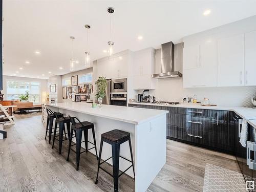 10530 80 Street, Edmonton, AB - Indoor Photo Showing Kitchen With Upgraded Kitchen