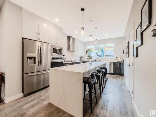 10530 80 Street, Edmonton, AB - Indoor Photo Showing Kitchen With Stainless Steel Kitchen With Upgraded Kitchen