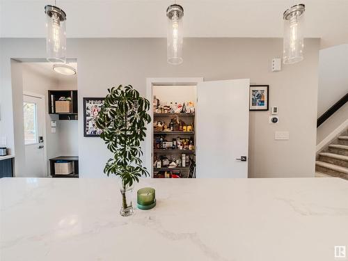 10530 80 Street, Edmonton, AB - Indoor