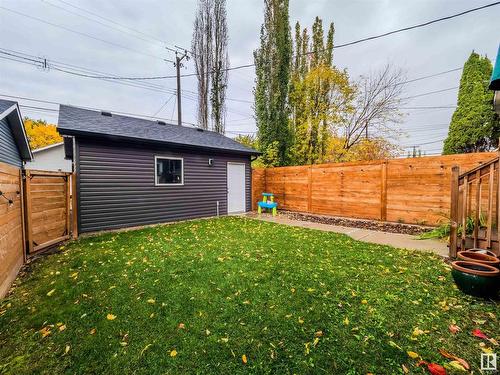 10530 80 Street, Edmonton, AB - Outdoor