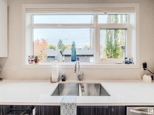 10530 80 Street, Edmonton, AB - Indoor Photo Showing Kitchen