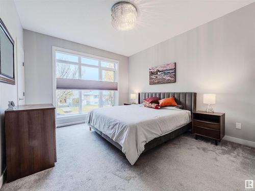 10530 80 Street, Edmonton, AB - Indoor Photo Showing Bedroom