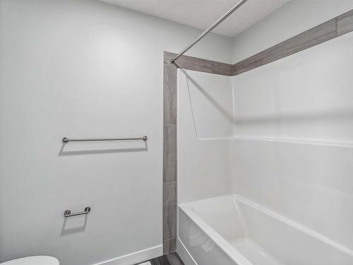 2808 194 Street, Edmonton, AB - Indoor Photo Showing Bathroom