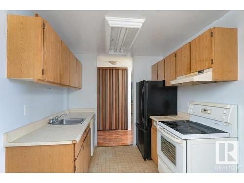 303 5316 118 Avenue, Edmonton, AB - Indoor Photo Showing Kitchen