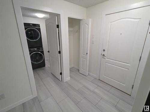 6129 7331 South Terwillegar Drive Nw, Edmonton, AB - Indoor Photo Showing Laundry Room