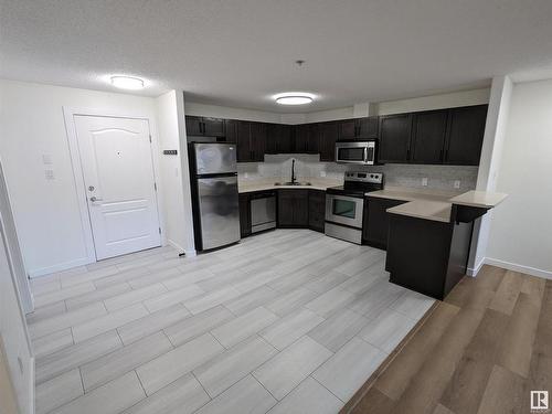 6129 7331 South Terwillegar Drive Nw, Edmonton, AB - Indoor Photo Showing Kitchen With Stainless Steel Kitchen