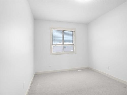 681 Allard Boulevard, Edmonton, AB - Indoor Photo Showing Other Room