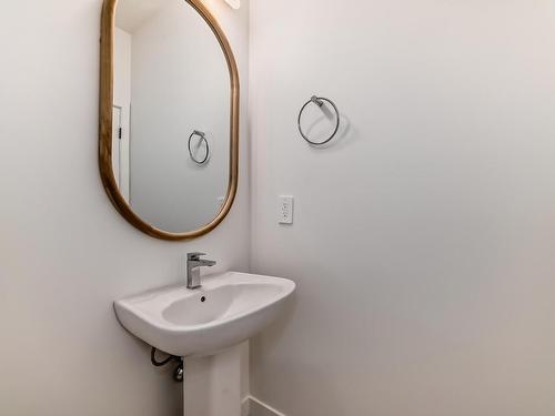 3319 169 Street, Edmonton, AB - Indoor Photo Showing Bathroom