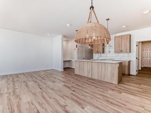 3319 169 Street, Edmonton, AB - Indoor Photo Showing Kitchen