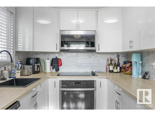 201B Homestead Crescent, Edmonton, AB - Indoor Photo Showing Kitchen