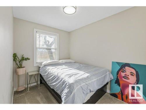 201B Homestead Crescent, Edmonton, AB - Indoor Photo Showing Bedroom