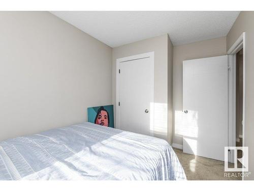 201B Homestead Crescent, Edmonton, AB - Indoor Photo Showing Bedroom