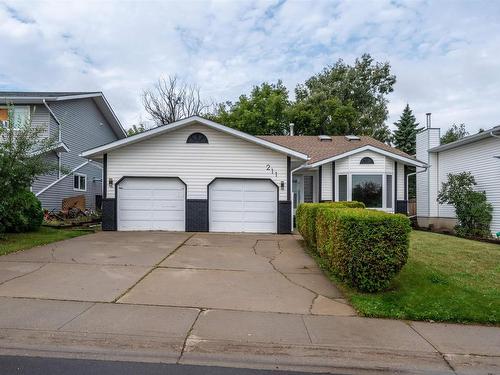 211 18 St, Cold Lake, AB 